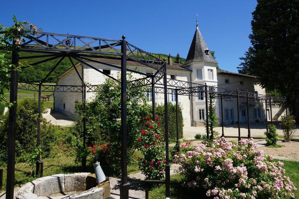 La Tourelle De Chevignat Bed & Breakfast Courmangoux ภายนอก รูปภาพ